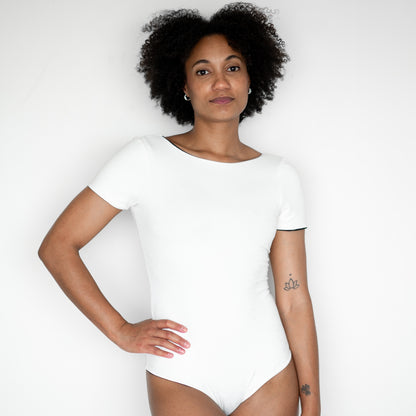 Body Minimal Manga Curta - 4 em 1 - Duas Cores