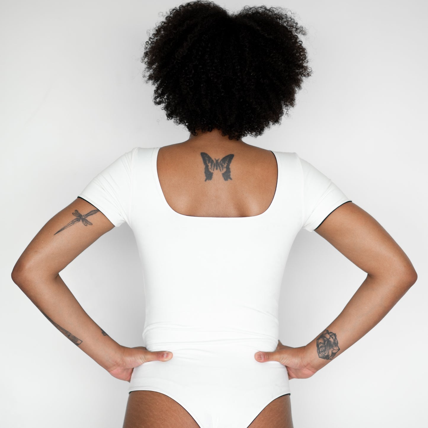 Body Minimal Manga Curta - 2 em 1 - Uma Cor