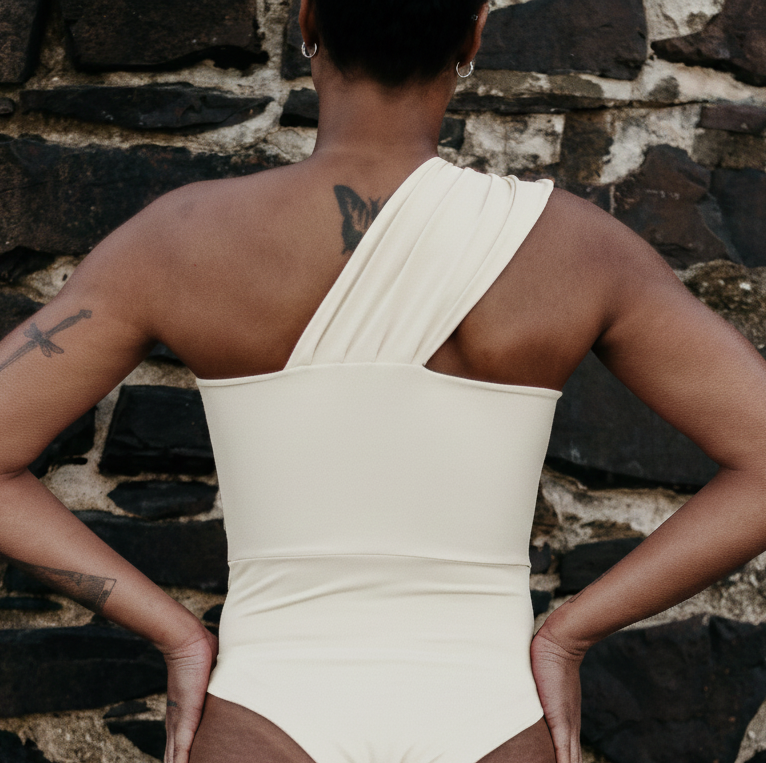 Body Trust - DUAS CORES